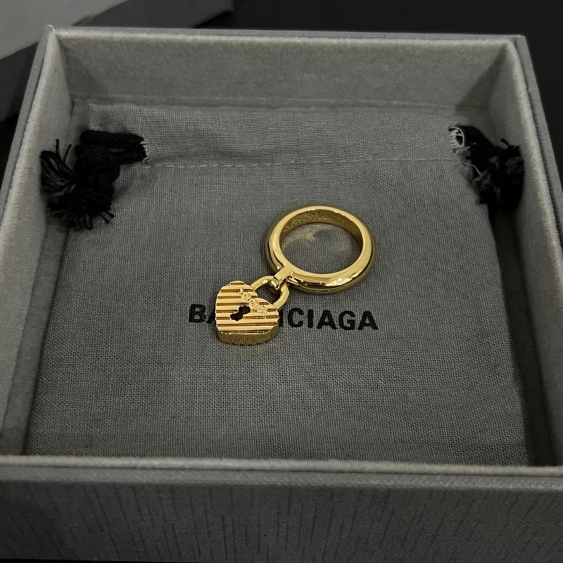 Ba1en*iaga rings